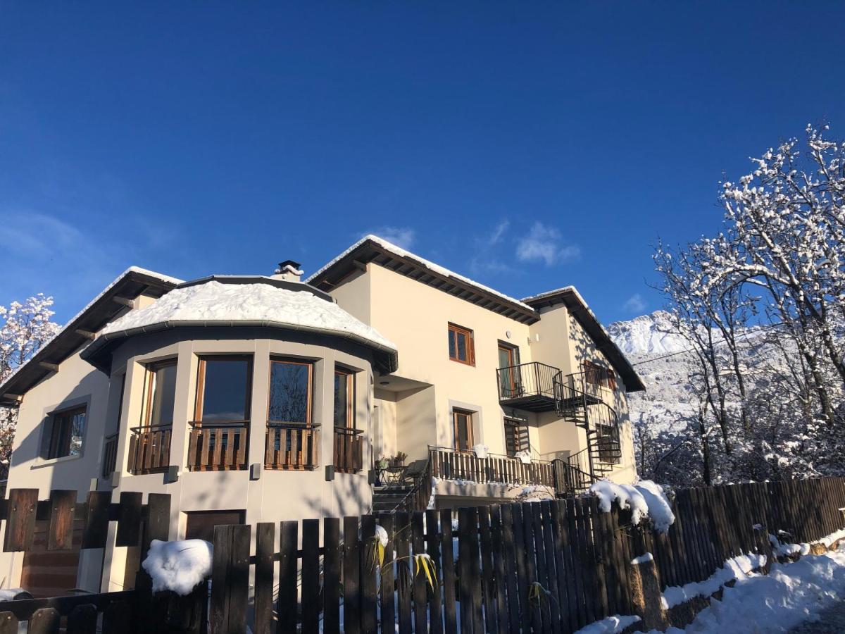 Les Apparts De La Tourronde Chorges Exterior photo